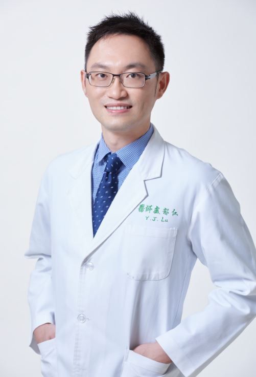 盧郁仁