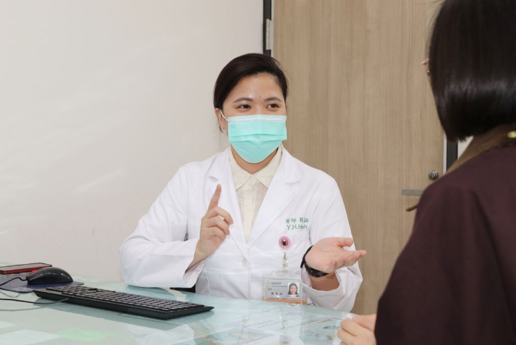 薛聿涵醫師強調，蟹足腫透過及早診斷與適當治療，多數病人可獲得改善。