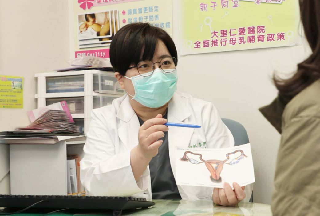 李伊菱醫師表示，尿失禁不僅影響日常生活，還可能對心理健康造成打擊。