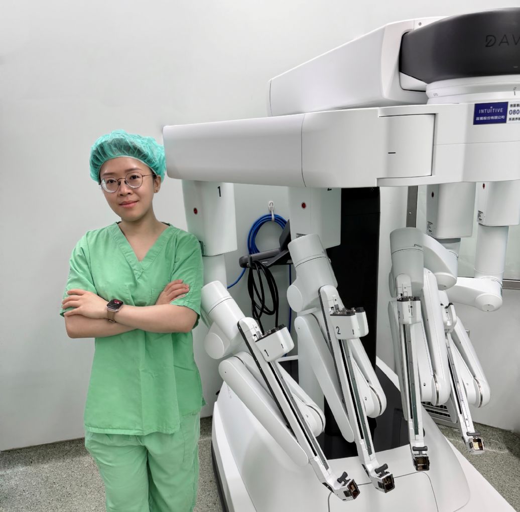 林宜右醫師和達文西機器人手術機器