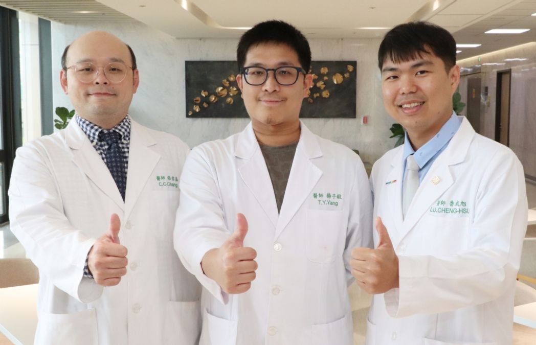 由左至右：胸腔內科張哲嘉主任、胸腔外科楊子毅醫師和麻醉科魯成旭醫師。