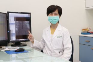 新聞圖片:6旬男心房中膈缺損走路喘  心導管置入關閉器助改善