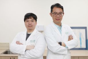 新聞圖片:甲狀腺乳突癌術後保留單側甲狀腺  微創射頻消融治療免終身服藥