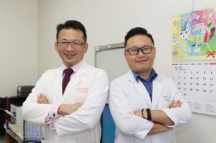 新聞圖片:母女胃繞道手術減重後20年食慾下降  達文西微創重建改善